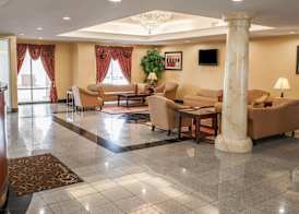 Comfort Suites near Indianapolis Airport 4