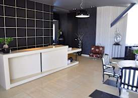 Gallery Art Hotel 3