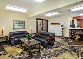 Super 8 by Wyndham Charles City 2