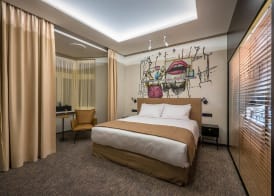 Artagonist Art Hotel 3