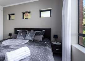 JoziStay @ Jackal Creek Apartments 2