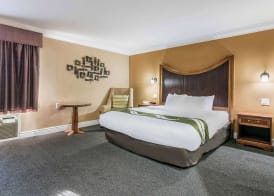 Quality Inn & Suites Atlanta Airport South 5