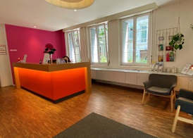 Josephine's Guesthouse - WOMEN ONLY with rooftop and community area 4