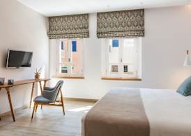 Avra Apartments Venetian Harbour 5