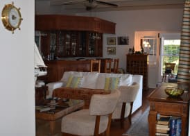 Paradiso Guesthouse & Self-catering Cottage 2