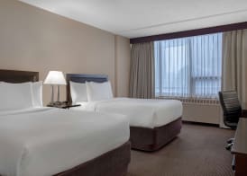 Ramada Plaza by Wyndham Calgary Downtown 4