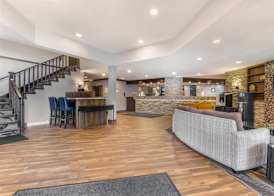 Best Western Plus Country Meadows Inn 2