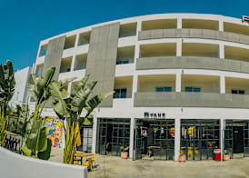 Ryans Lolas Ibiza - Adults Only 2