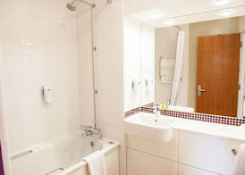 Premier Inn Sunbury - Kempton Park 3