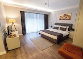Myway Deluxe Hotel 5