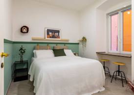 Lovely and tiny unit in the City center 4