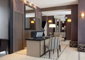 Hotel Eiffel Seine 2
