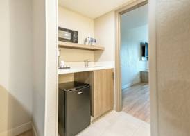 Holiday Inn Express & Suites COCOA BEACH by IHG 5