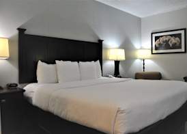 Best Western Paramus Hotel & Suites 4