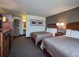 AmericInn by Wyndham Grundy Center 5