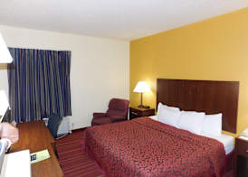 Days Inn by Wyndham Walcott Davenport 4