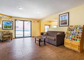 Quality Inn & Suites Greensburg I-74 3