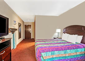 Days Inn by Wyndham Seattle Aurora 5