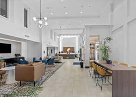 Holiday Inn & Suites SURREY EAST - CLOVERDALE by IHG 3