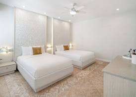 Cardozo Hotel 5