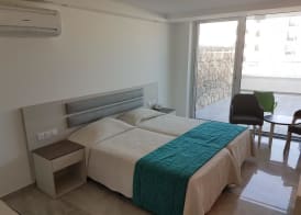 Melini Hotel Suites 5