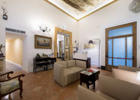 Santa Chiara Boutique Hotel 2