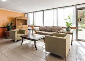 Econo Lodge Inn & Suites Norton - Wise South 4