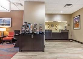 Comfort Inn Alton near I-255 4