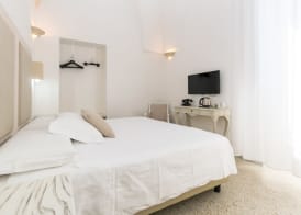 B&B Masseria Mazzetta - La Corte del Falconiere 4