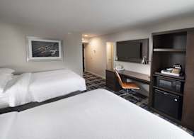 Four Points by Sheraton Charlotte - Lake Norman 4