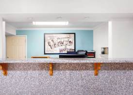 Super 8 by Wyndham Pleasanton 2