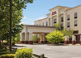 Hampton Inn & Suites Manchester-Bedford 2