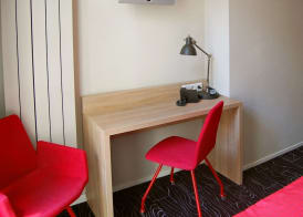 Huxley House Hotel 4