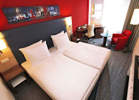 H+ Hotel Köln Brühl by Sunday Hotels 4