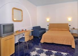 Hotel Aura 2