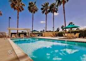 Hampton Inn & Suites Chino Hills 5
