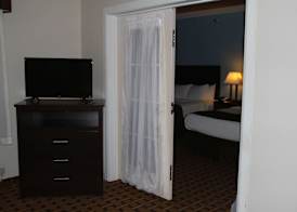 SureStay Plus Hotel by Best Western Coralville Iowa City 5