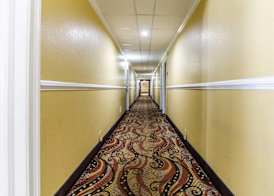 Rodeway Inn & Suites Jacksonville near Camp Lejeune 5