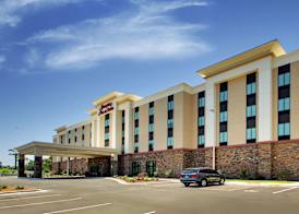 Hampton Inn & Suites By Hilton Southport 3