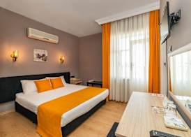 Yasemin Hotel 4