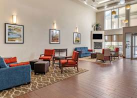 Comfort Suites Elkhart North 3