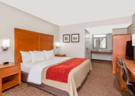Days Inn by Wyndham Williamsburg Historic Area 5