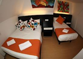 Heathrow Inn 3