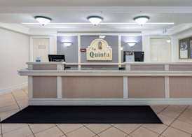La Quinta Inn by Wyndham Pensacola 2
