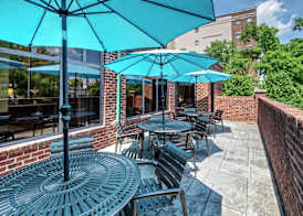 Hampton Inn & Suites Nashville-Vanderbilt-Elliston Place 2