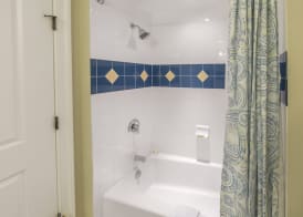 Holiday Inn Club Vacations SOUTH BEACH RESORT by IHG 2