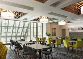 Embassy Suites by Hilton Indianapolis Downtown 5