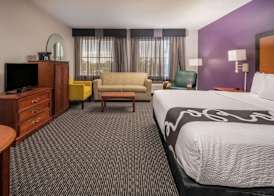 La Quinta by Wyndham Naples East (I-75) 4