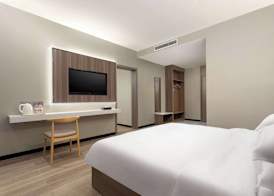 Days Inn by Wyndham Yangzhou Guangling 5