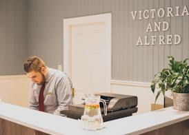 Victoria and Alfred Guest House 3